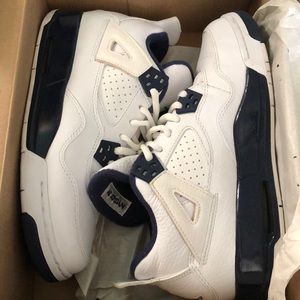 Air Jordan 4s Columbia’s